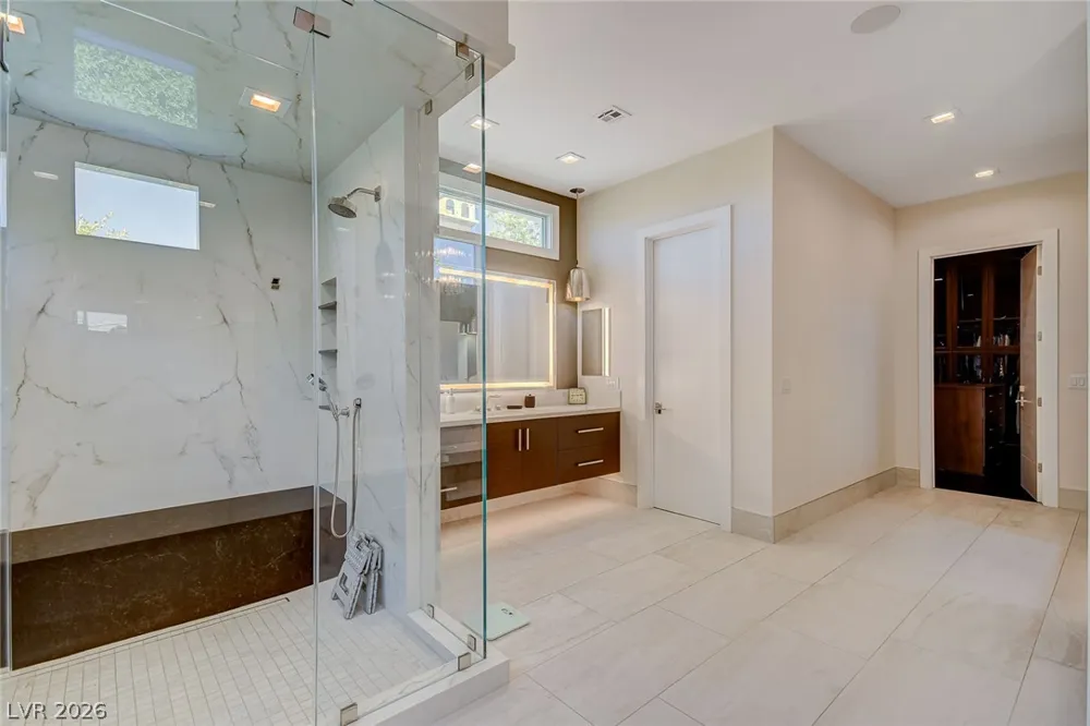 11827 Oakland Hills Drive Las Vegas, NV 89141