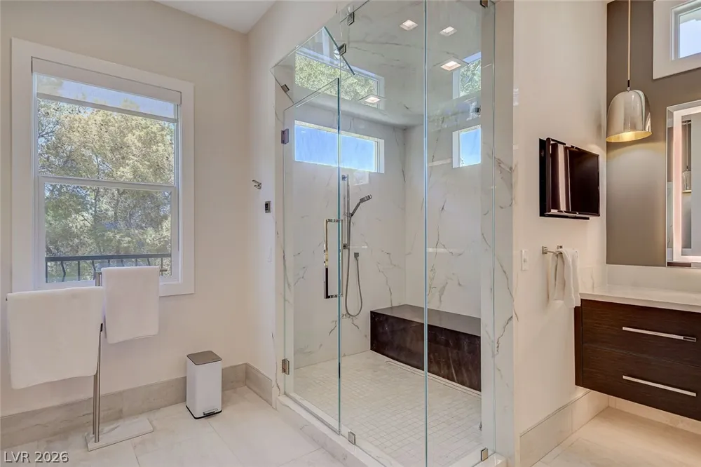 11827 Oakland Hills Drive Las Vegas, NV 89141