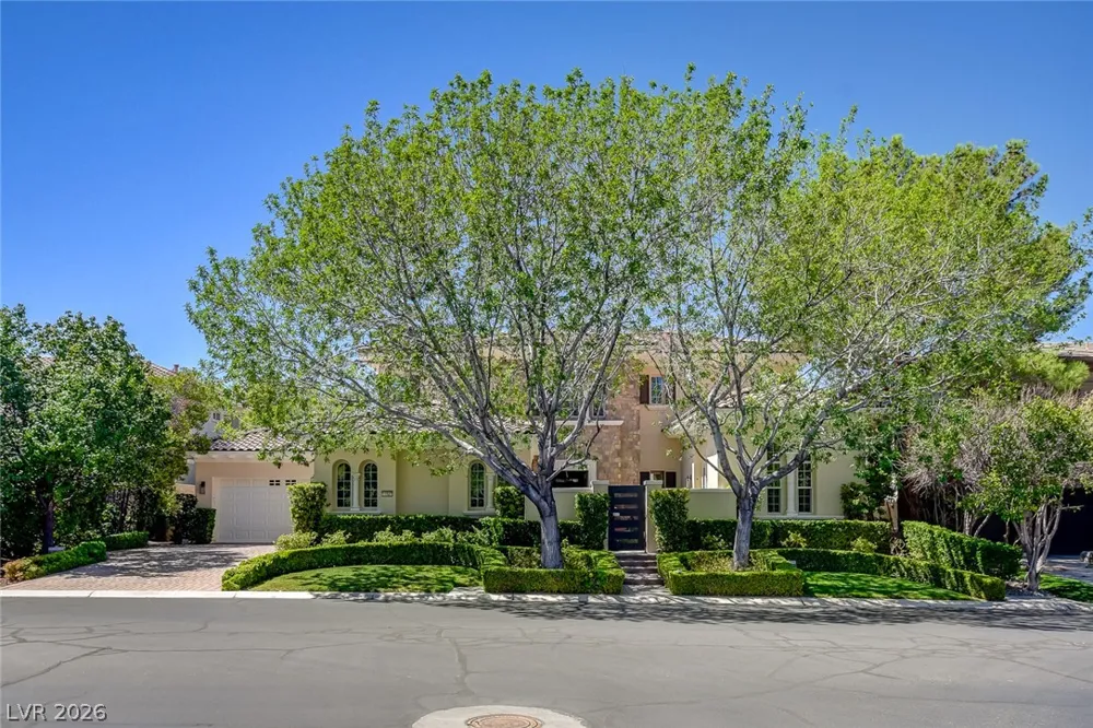 11827 Oakland Hills Drive Las Vegas, NV 89141