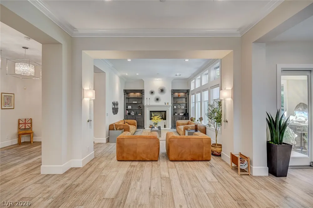 11827 Oakland Hills Drive Las Vegas, NV 89141