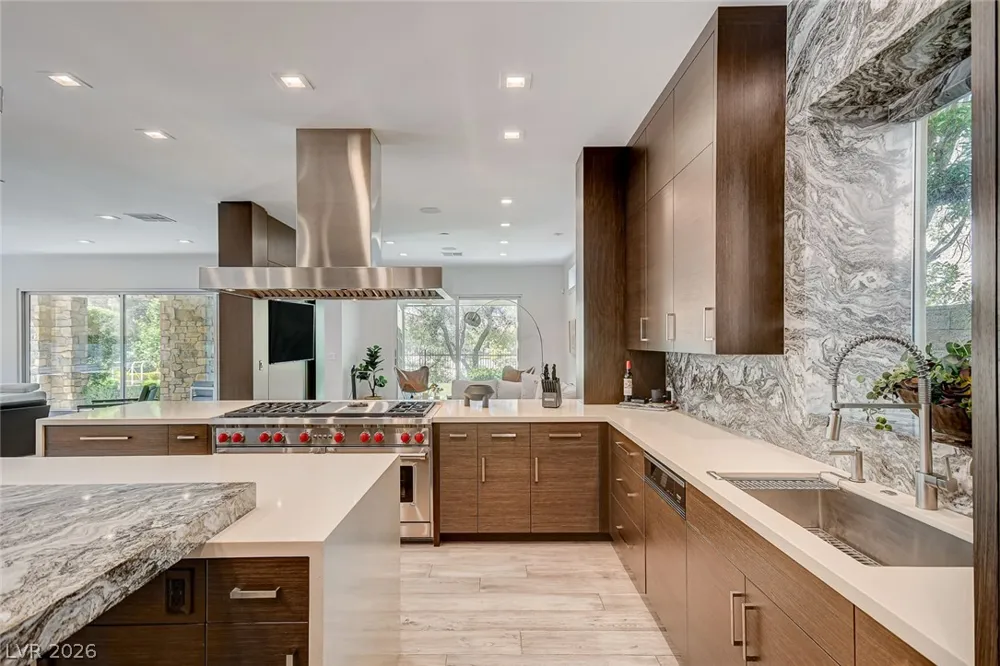 11827 Oakland Hills Drive Las Vegas, NV 89141