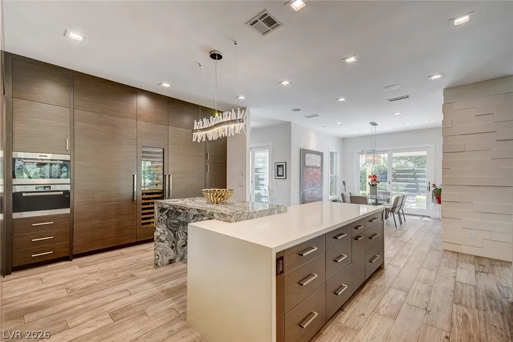 11827 Oakland Hills Drive Las Vegas, NV 89141