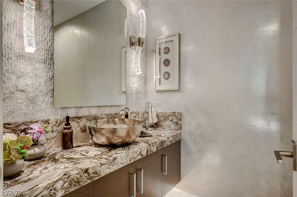 11827 Oakland Hills Drive Las Vegas, NV 89141