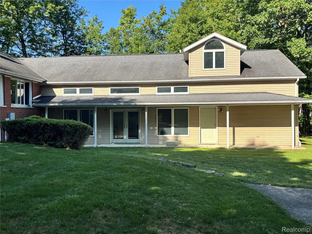 830 W Gilford Road Caro City, MI 48723