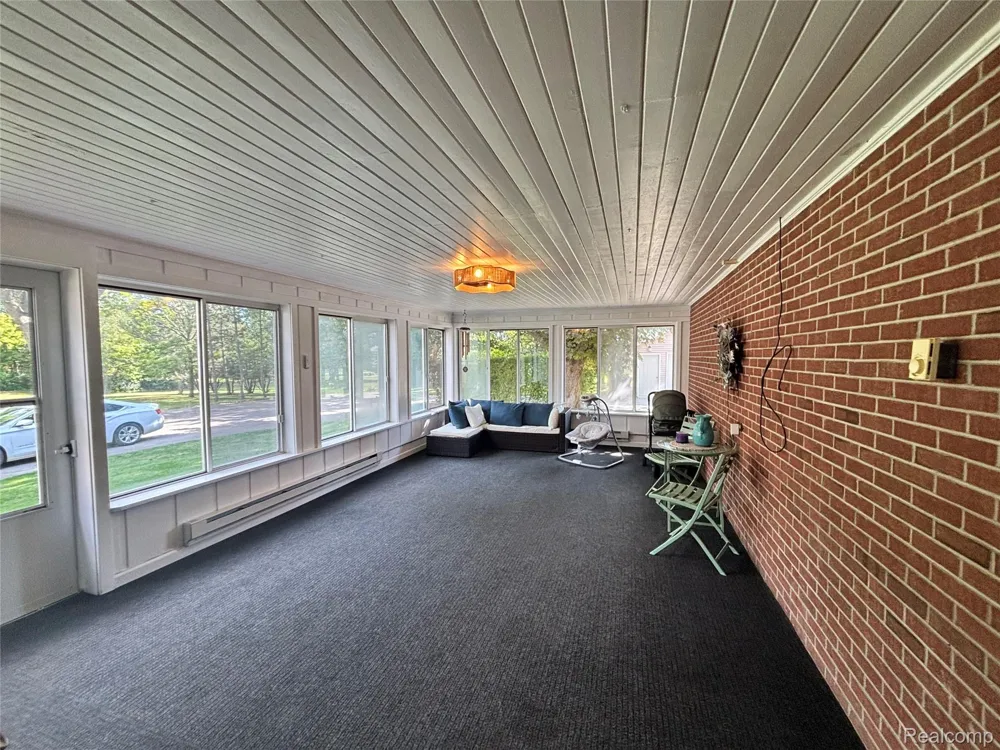 830 W Gilford Road Caro City, MI 48723