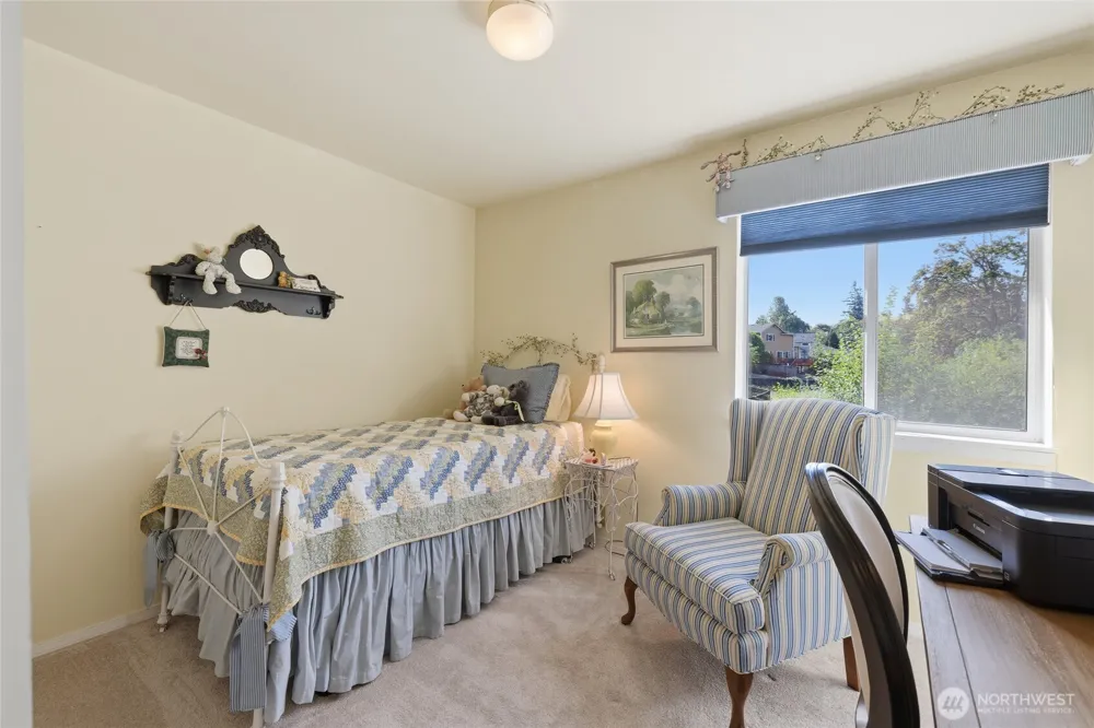 13011 SE 221st PL Kent, WA 98031