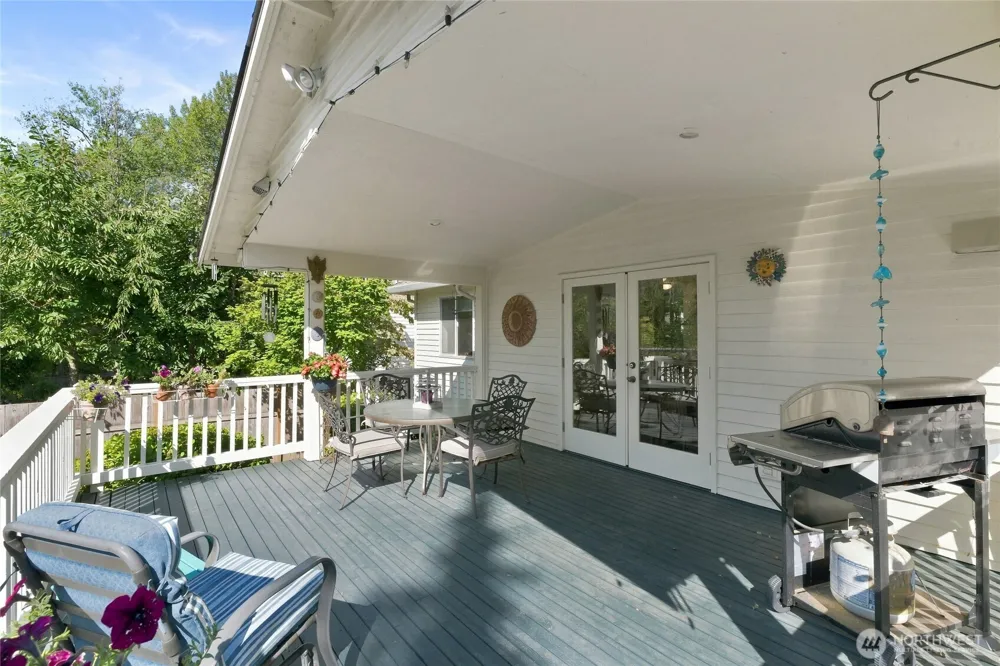 13011 SE 221st PL Kent, WA 98031