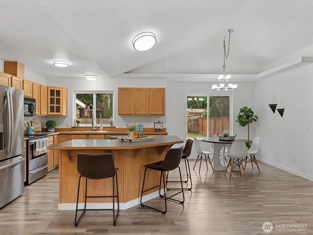 17228 120th Place NE Arlington, WA 98223