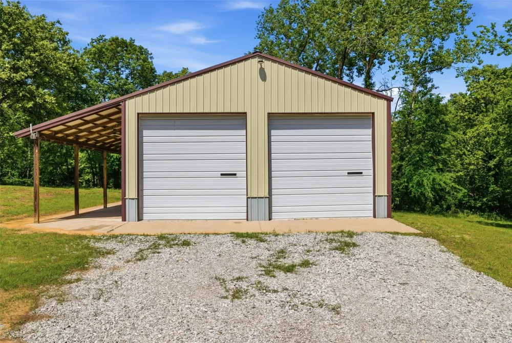 26997 E 161st Street S Coweta, OK 74429