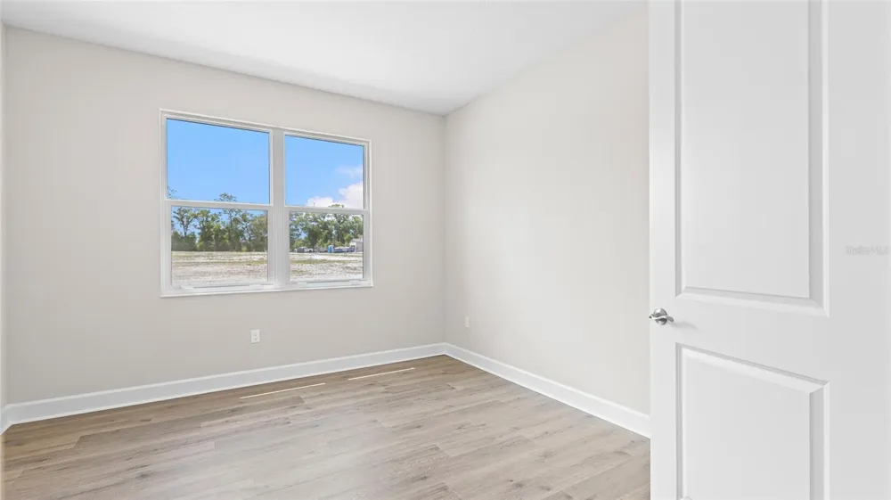 1293 TWIN FARMS COURT Deland, FL 32724