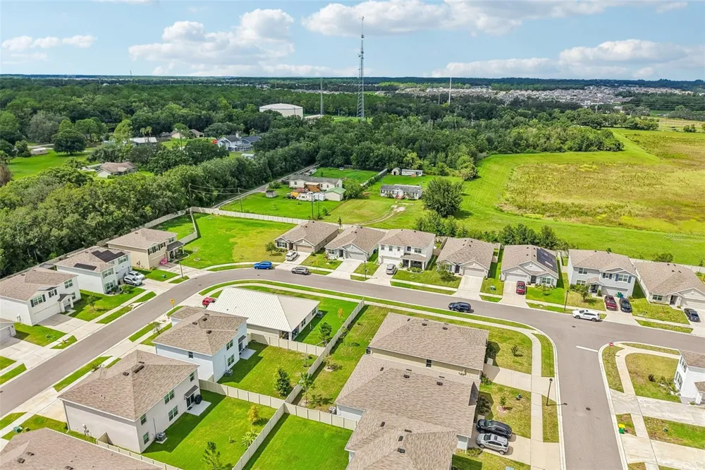 36945 GOFFAUX LOOP Zephyrhills, FL 33541