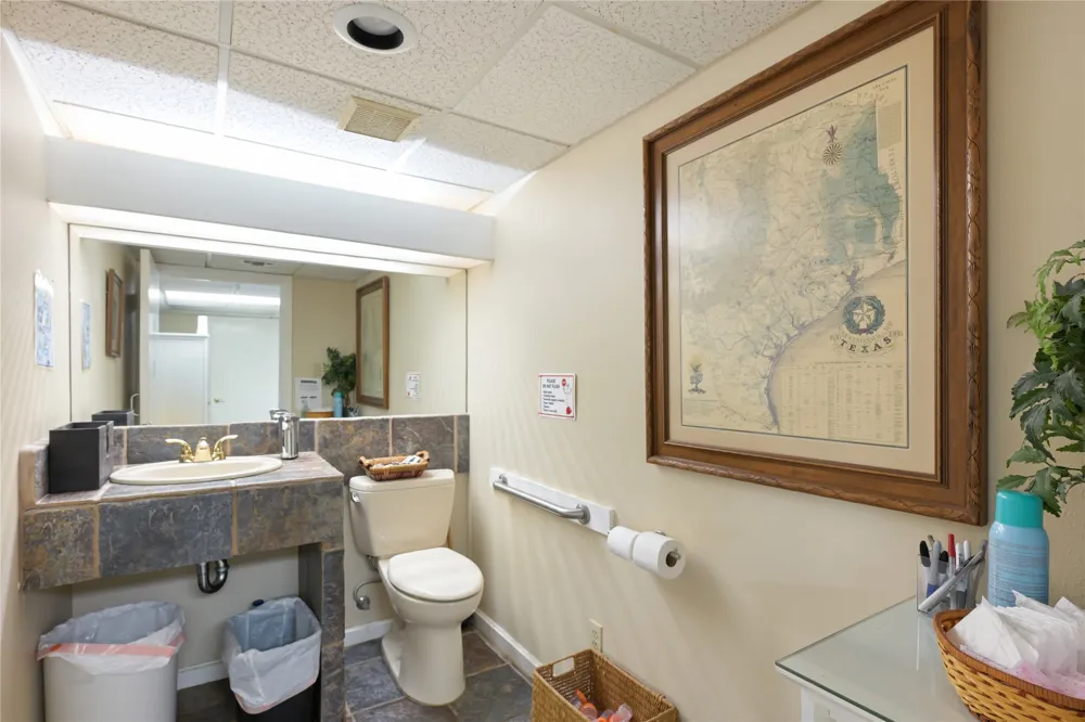 1221 W Ben White Boulevard #210A Austin, TX 78704