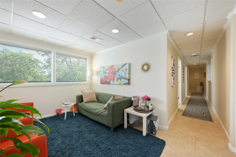 1221 W Ben White Boulevard #210A Austin, TX 78704