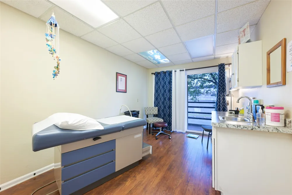 1221 W Ben White Boulevard #210A Austin, TX 78704