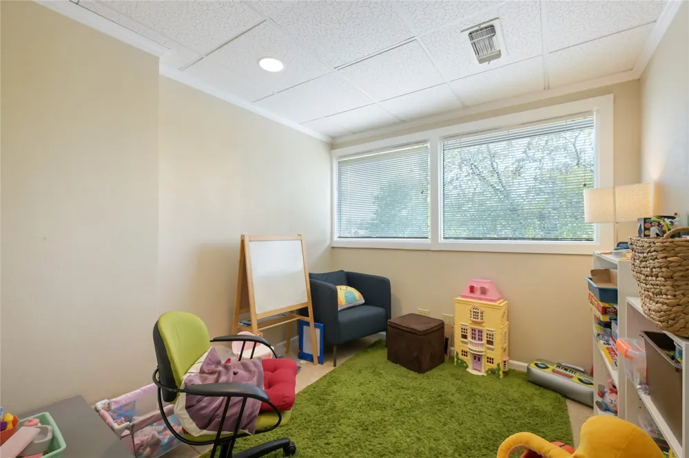 1221 W Ben White Boulevard #210A Austin, TX 78704
