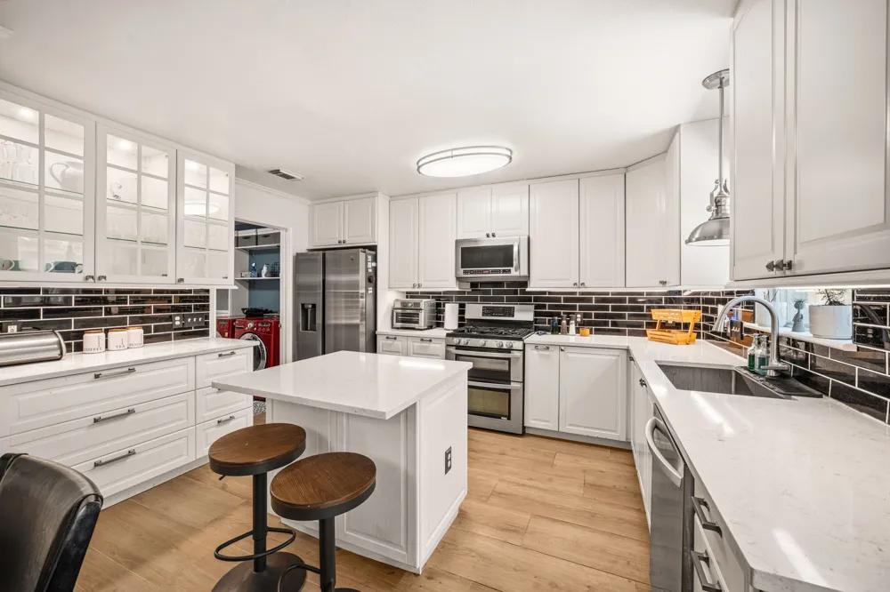1109 Heritage Park Drive Cedar Park, TX 78613