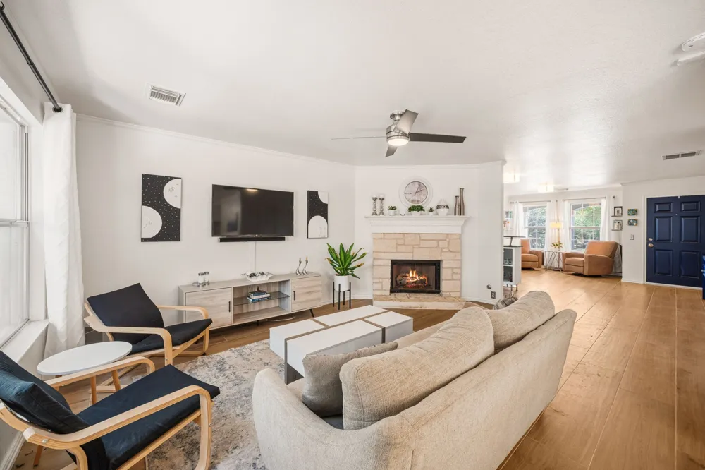 1109 Heritage Park Drive Cedar Park, TX 78613