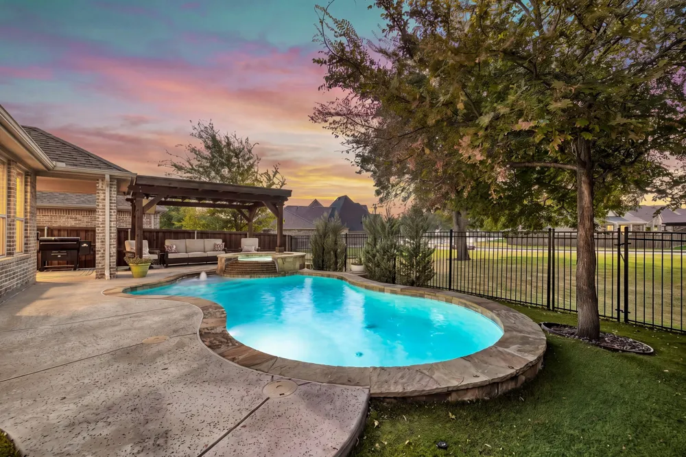 404 Lake Livingston Trail McKinney, TX 75071