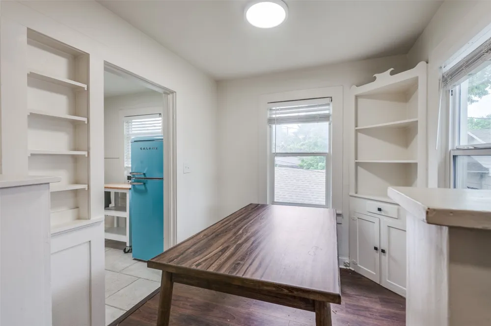25 Hulen Street Fort Worth, TX 76107
