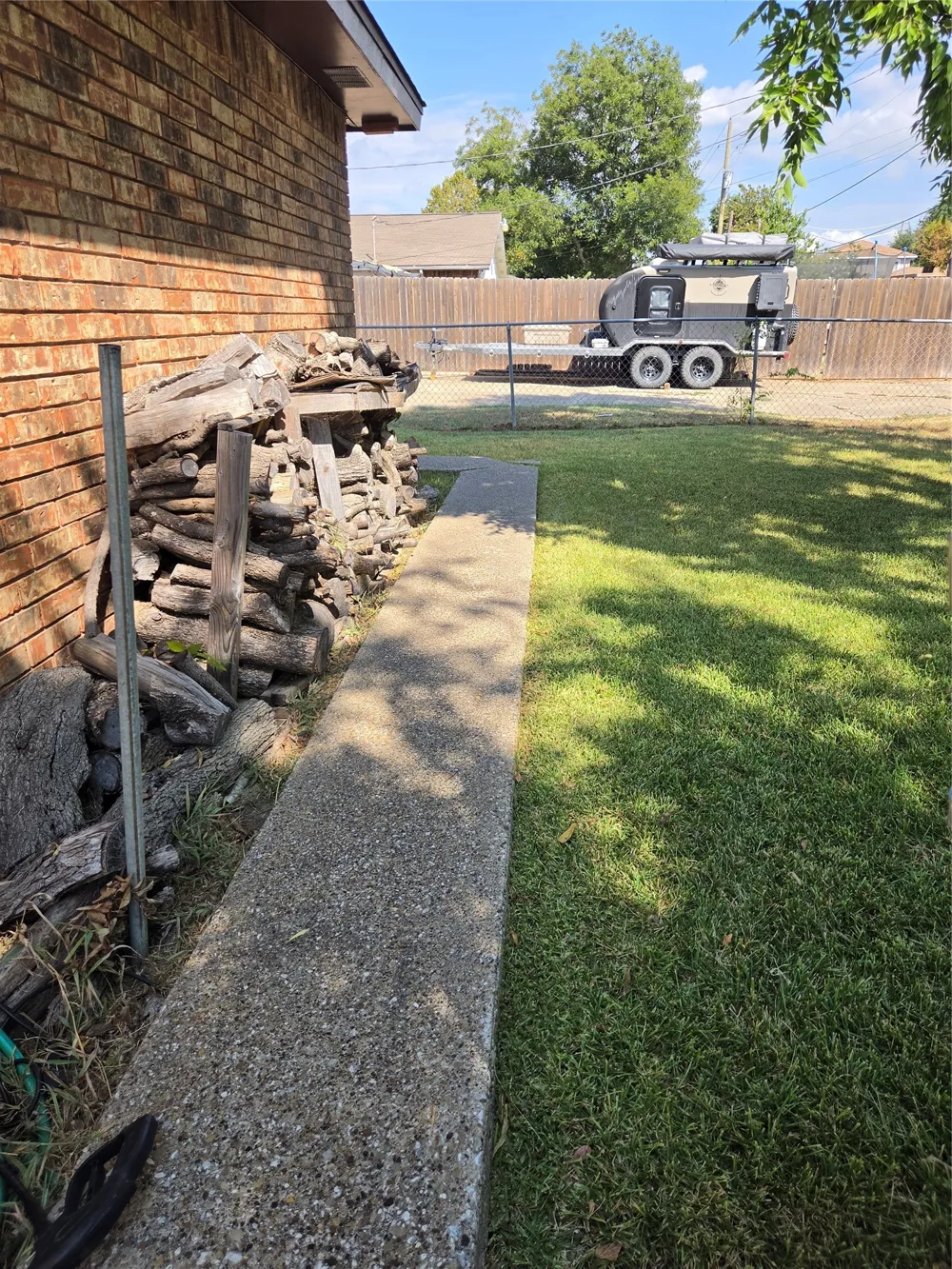 8902 VERNON Rowlett, TX 75088