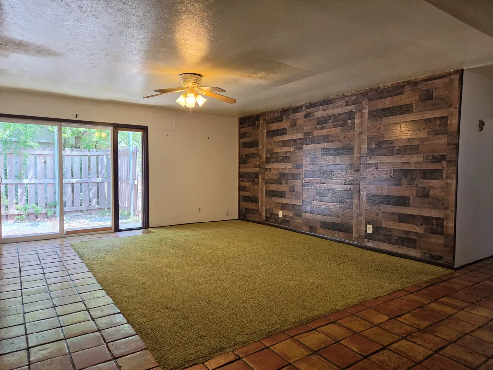 8902 VERNON Rowlett, TX 75088