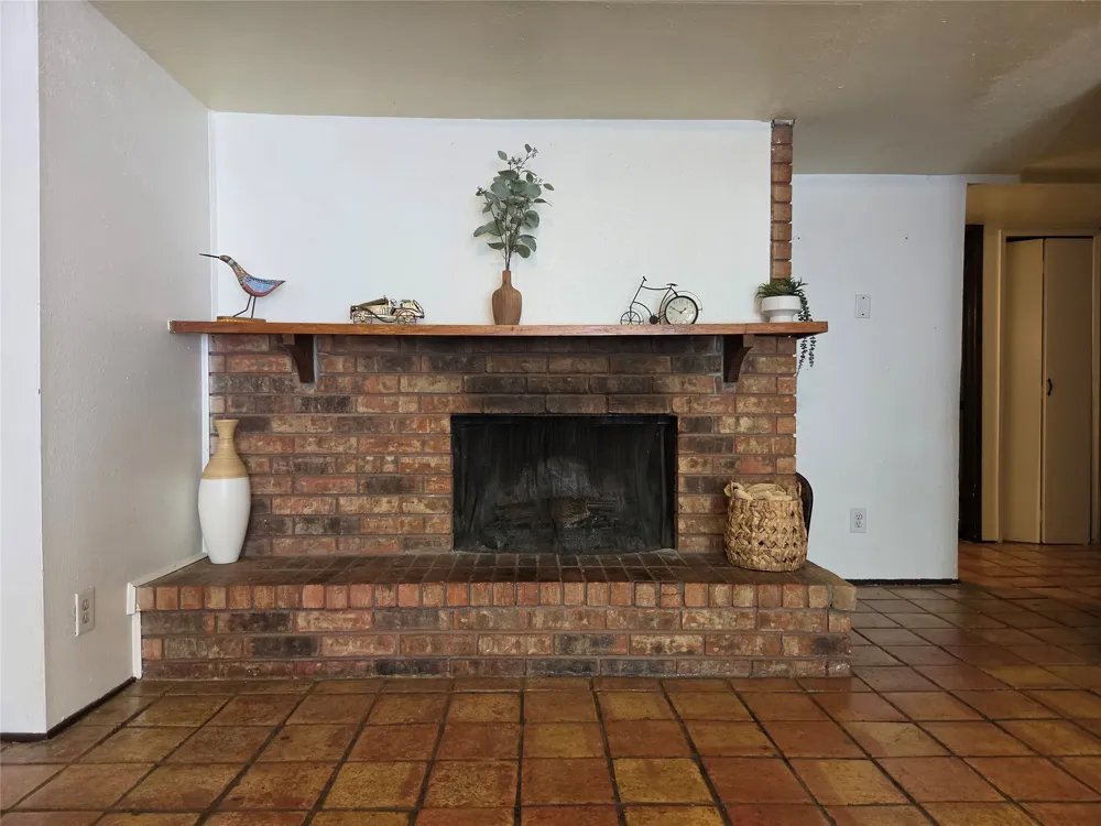 8902 VERNON Rowlett, TX 75088
