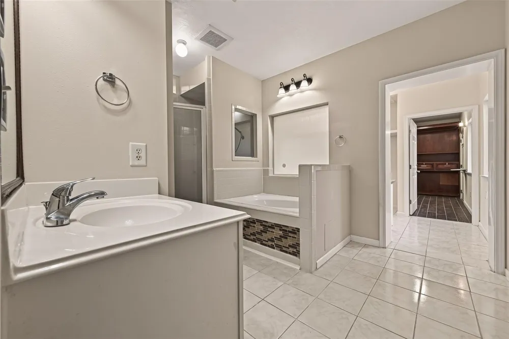 2502 Rosebluff Court Katy, TX 77494