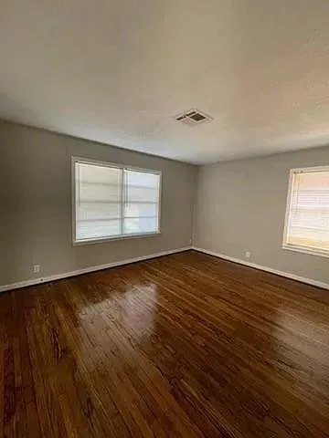 1423 W 10th Street Freeport, TX 77541