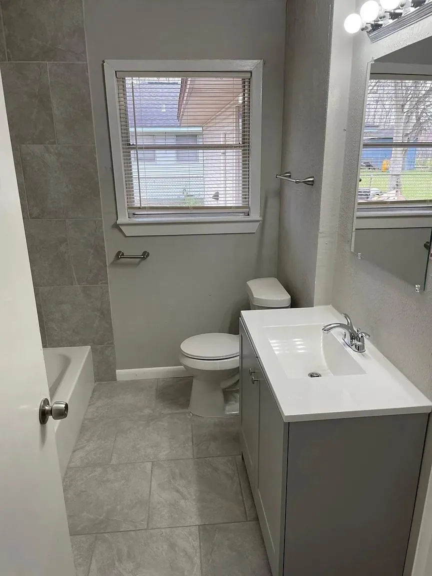 1423 W 10th Street Freeport, TX 77541