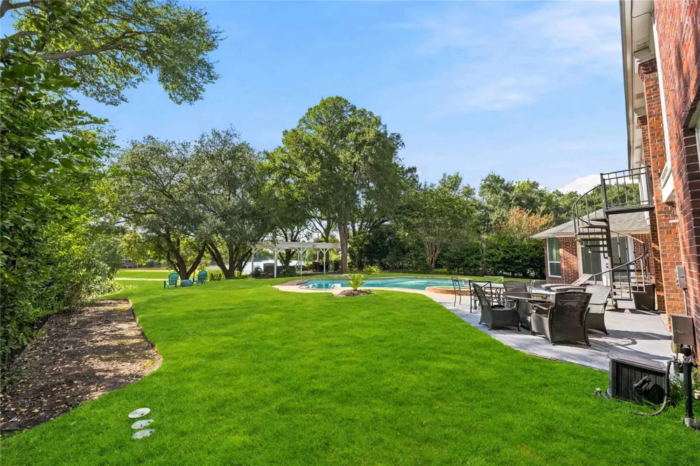 2718 Bermuda Dunes Drive Missouri City, TX 77459