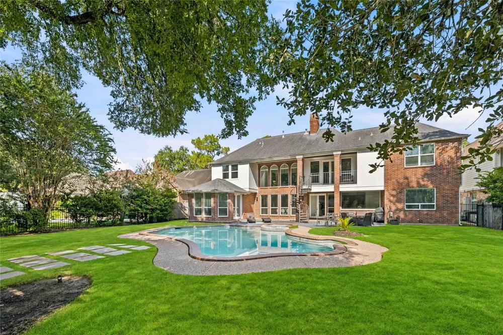 2718 Bermuda Dunes Drive Missouri City, TX 77459