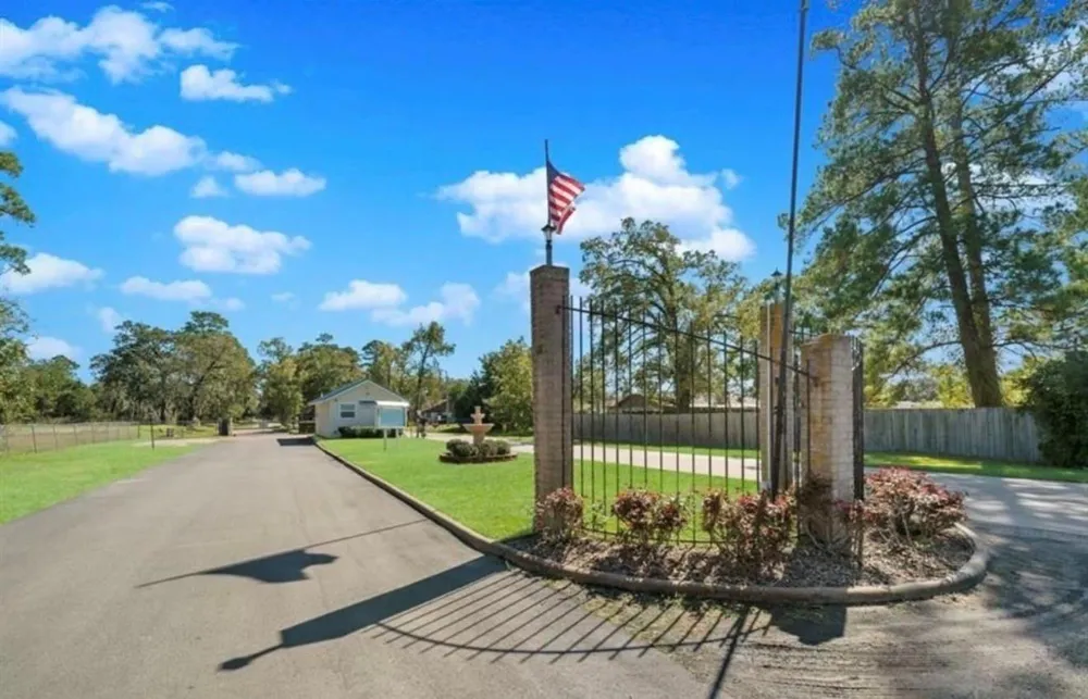 234 Candlelight Lane Livingston, TX 77351