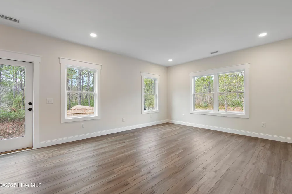 356 Drayton Road Southport, NC 28461