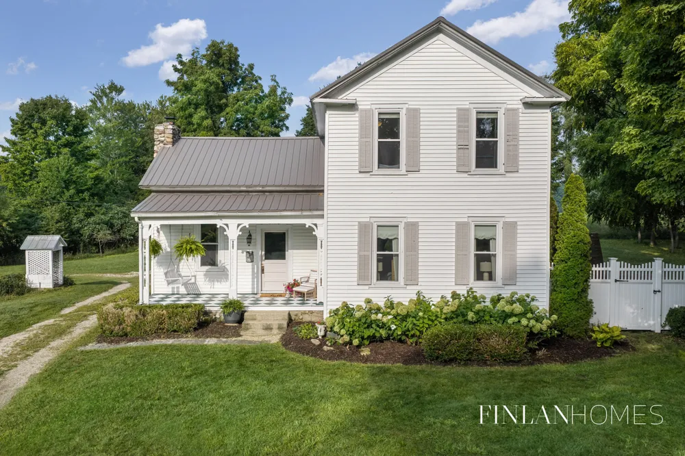 9361 Nugent Avenue NE Rockford, MI 49341