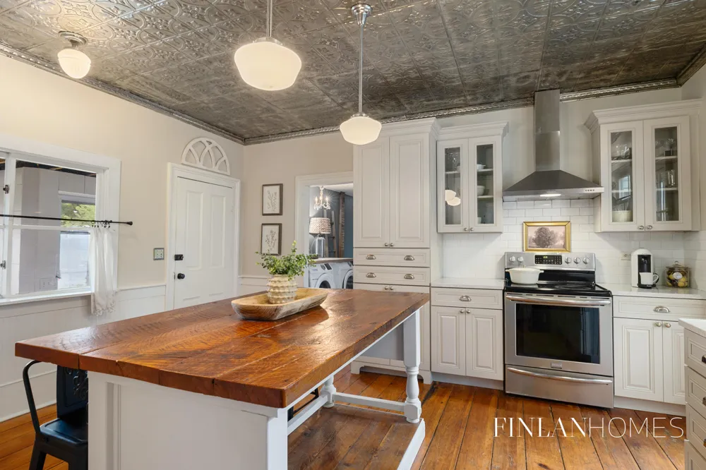 9361 Nugent Avenue NE Rockford, MI 49341