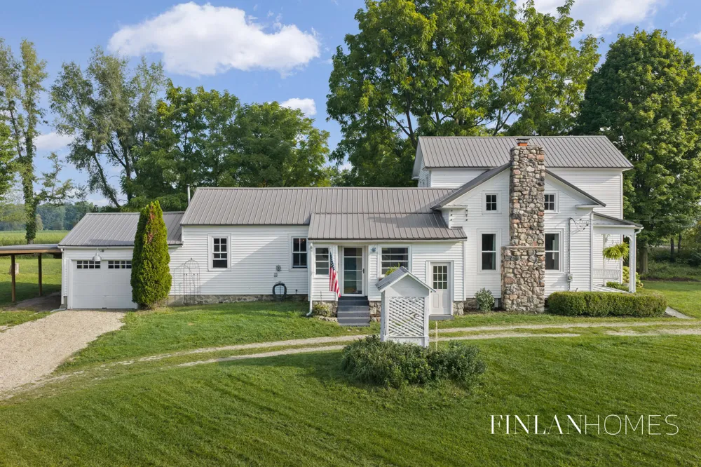 9361 Nugent Avenue NE Rockford, MI 49341