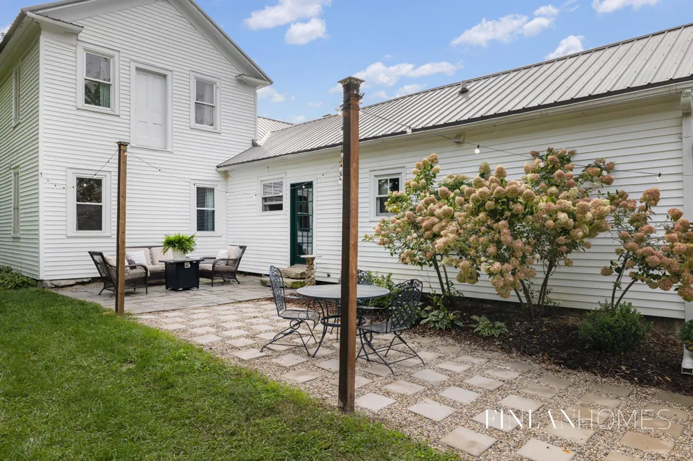 9361 Nugent Avenue NE Rockford, MI 49341