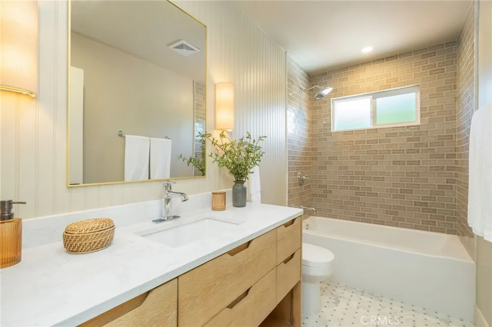 28630 Meadowmist Drive Rancho Palos Verdes, CA 90275