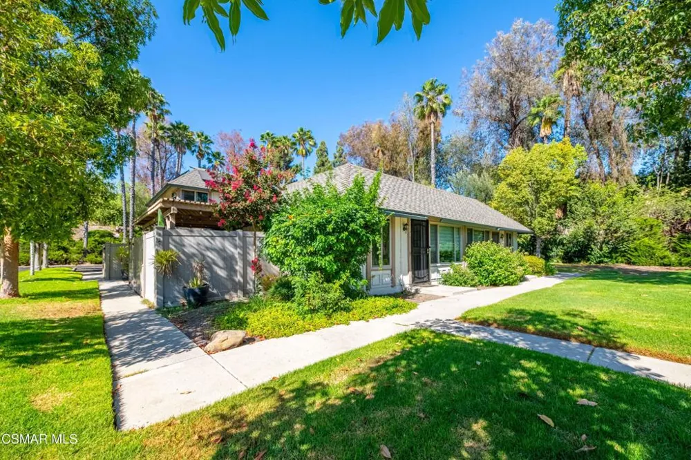 2278 Moss Court Thousand Oaks, CA 91362