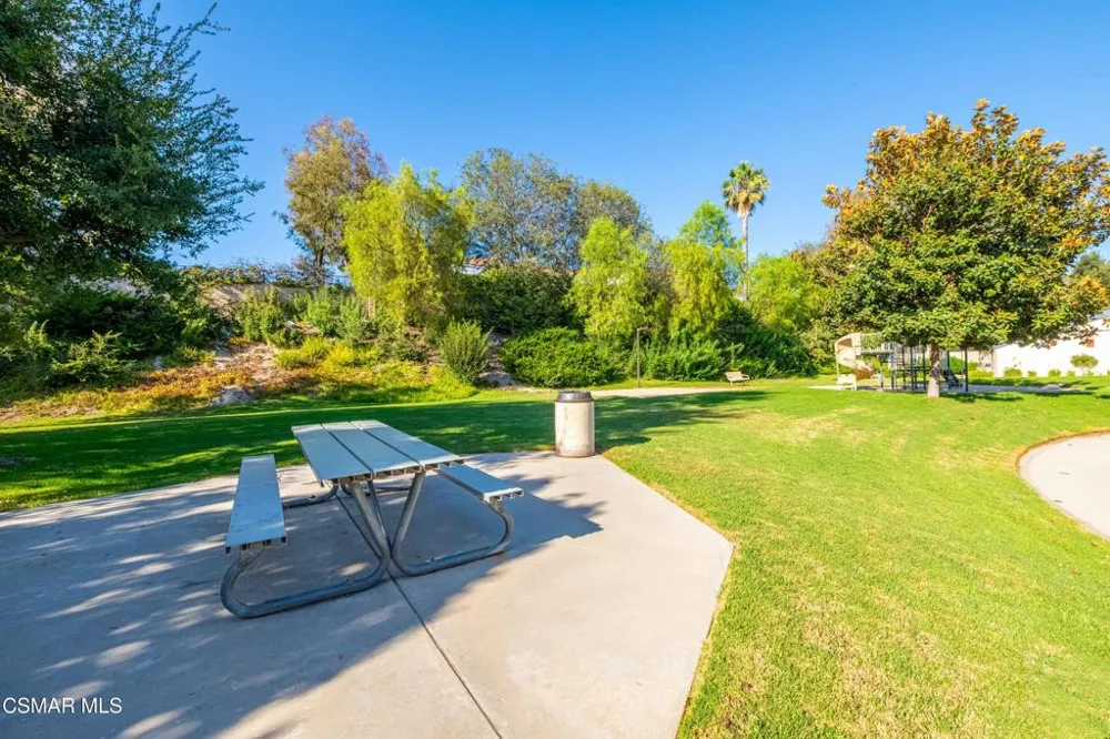 2278 Moss Court Thousand Oaks, CA 91362