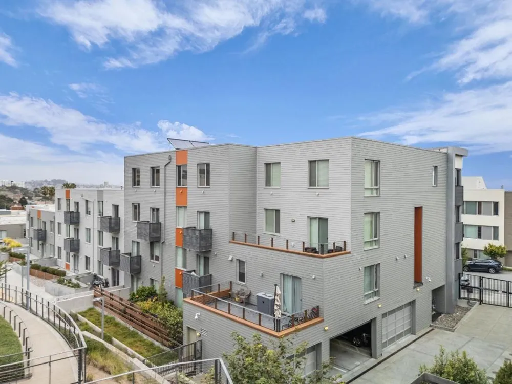 555 Innes Avenue #313 San Francisco, CA 94124