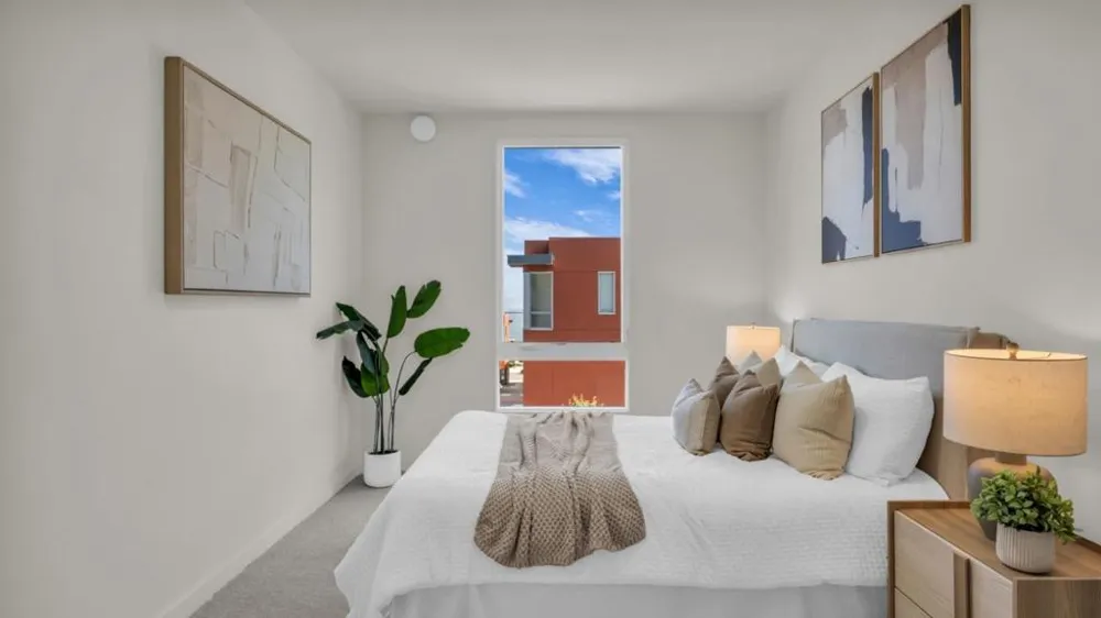 555 Innes Avenue #313 San Francisco, CA 94124