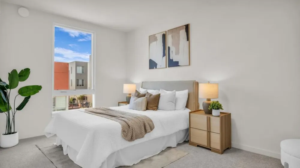 555 Innes Avenue #313 San Francisco, CA 94124