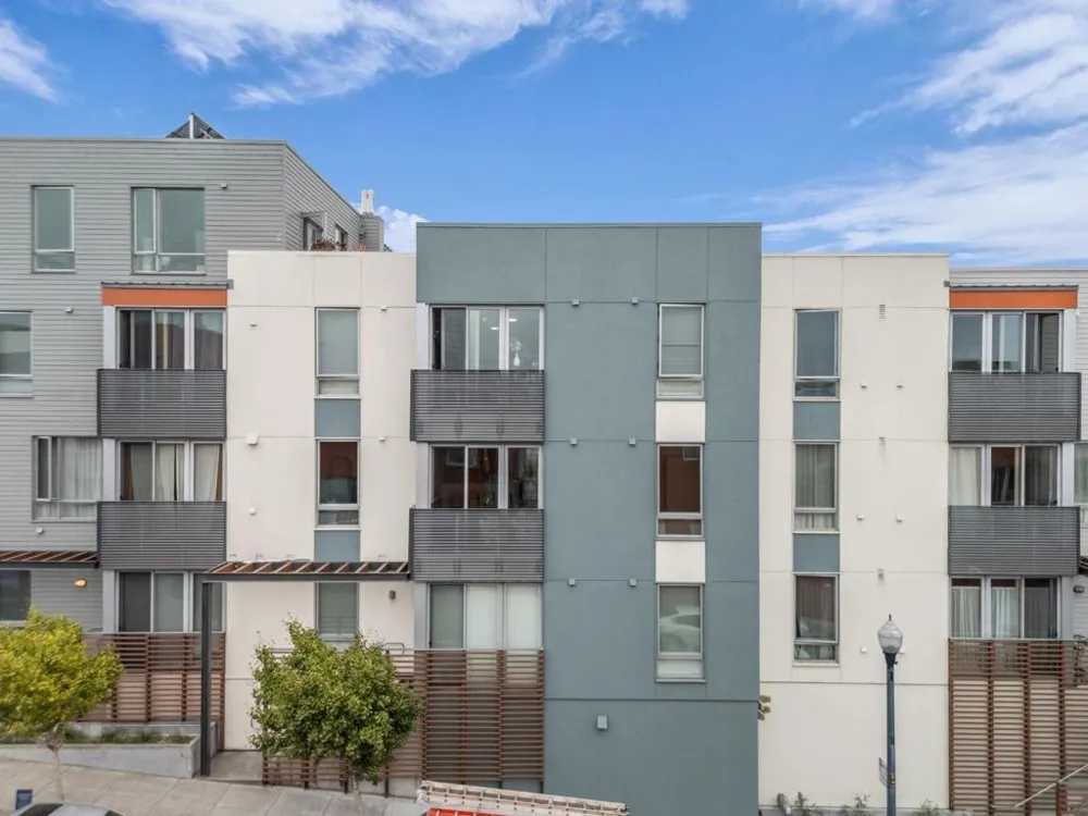 555 Innes Avenue #313 San Francisco, CA 94124
