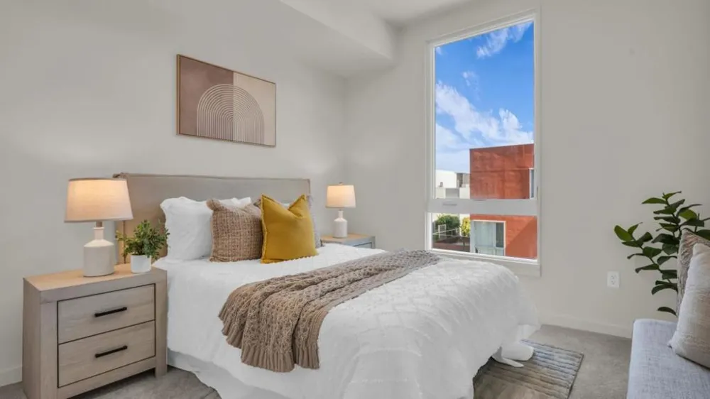 555 Innes Avenue #313 San Francisco, CA 94124