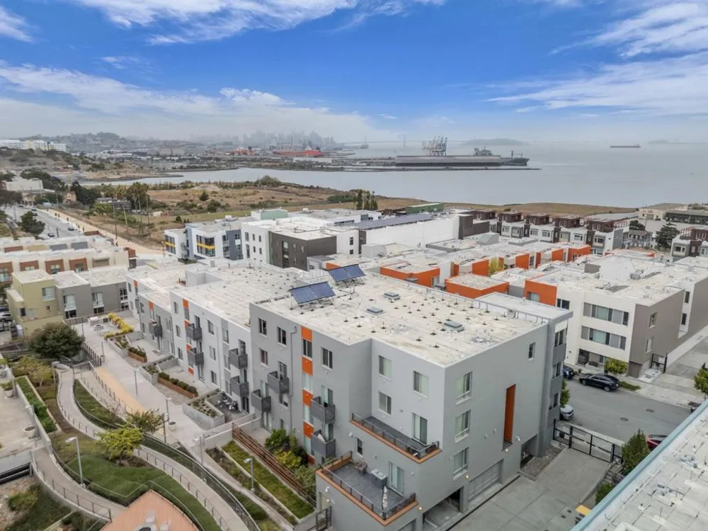 555 Innes Avenue #313 San Francisco, CA 94124
