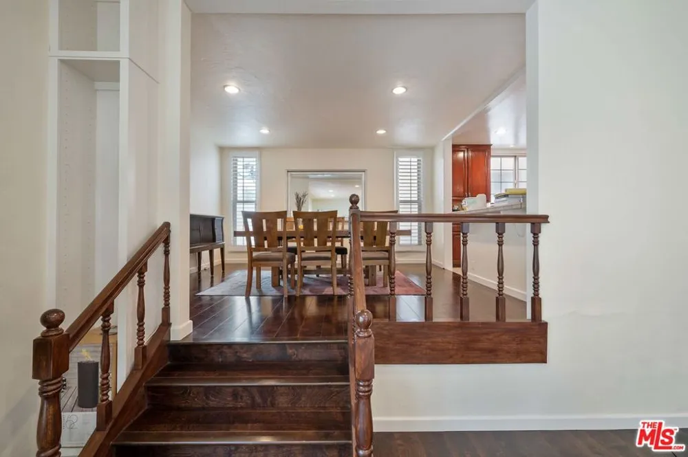 12336 Montana Avenue Los Angeles, CA 90049