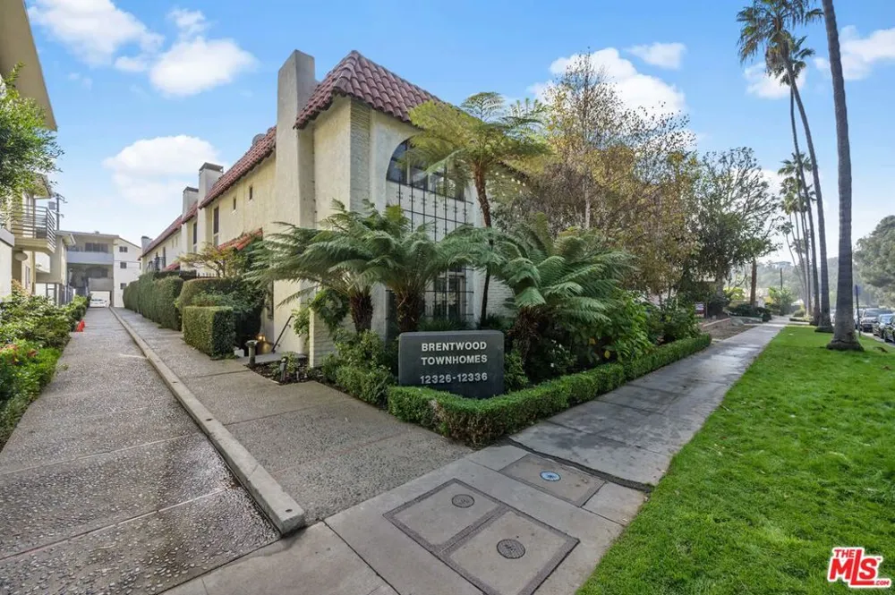 12336 Montana Avenue Los Angeles, CA 90049