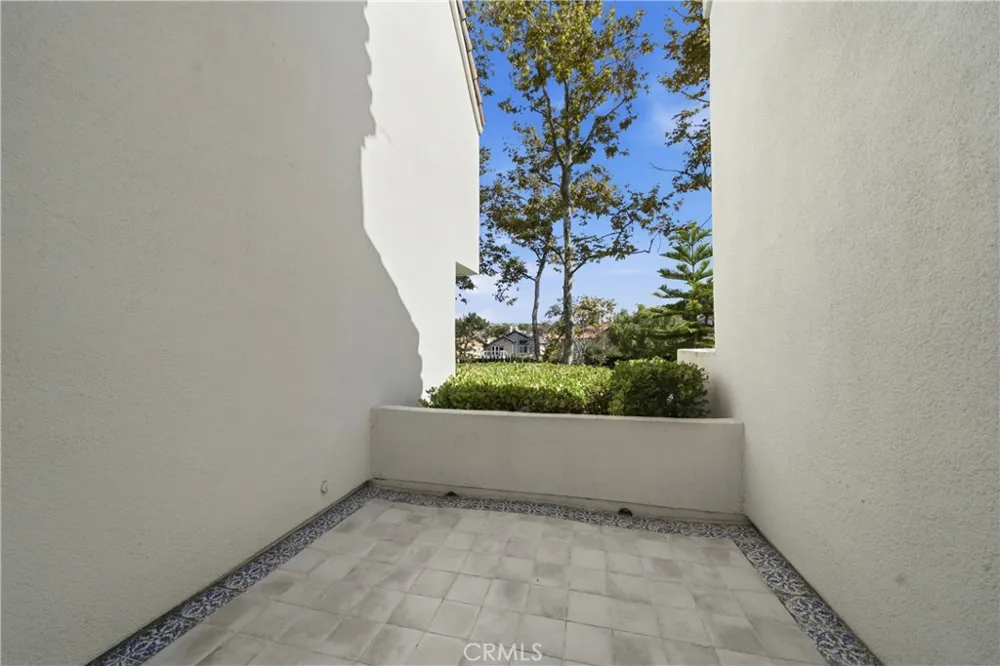 15 La Paloma Dana Point, CA 92629
