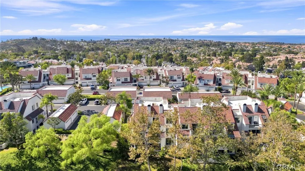15 La Paloma Dana Point, CA 92629